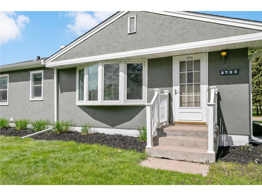 2753 Delaware Avenue North Saint Paul MN 55109 7070700 image50