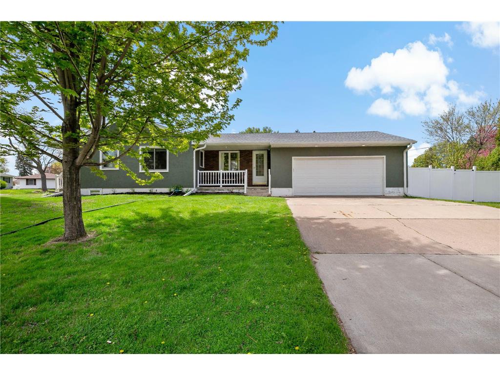 2753 Delaware Avenue North Saint Paul MN 55109 7070700 image7