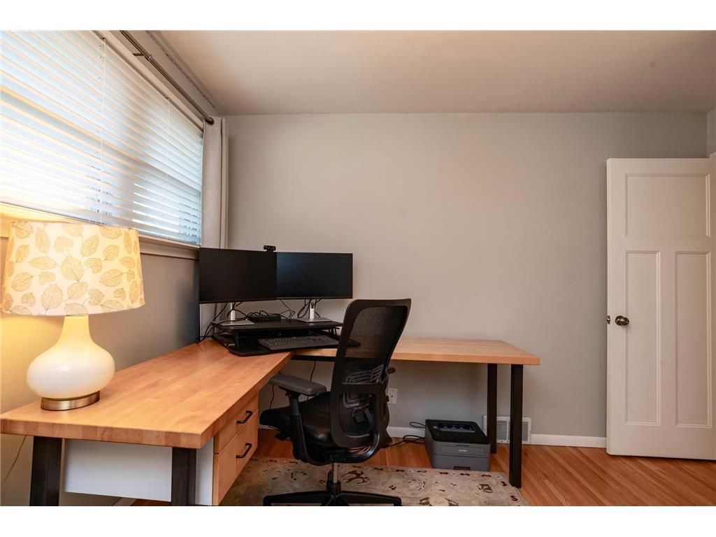 2755 Blackstone Avenue Saint Louis Park MN 55416 7044214 image23