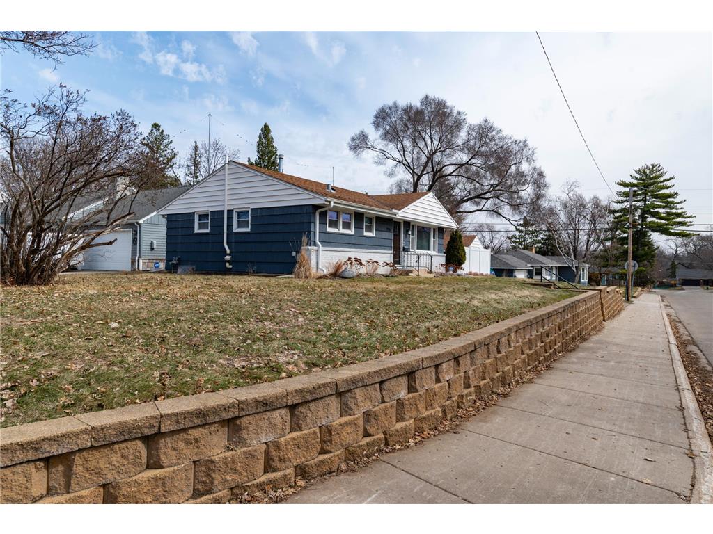 2755 Blackstone Avenue Saint Louis Park MN 55416 7044214 image6