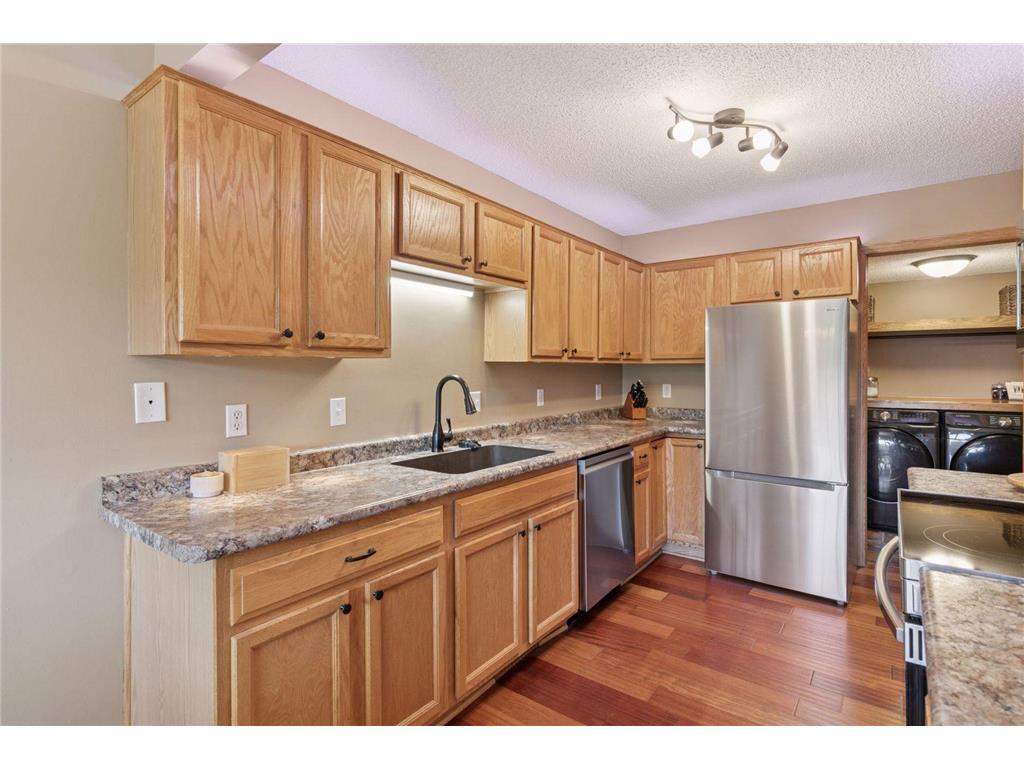 2755 Meadow Brook Drive #F Woodbury MN 55125 6757641 image12