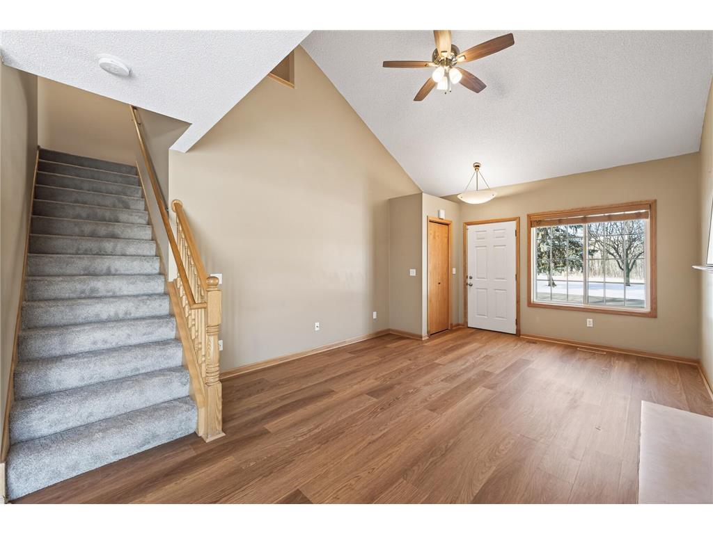 2755 Meadow Brook Drive #F Woodbury MN 55125 7026167 image5