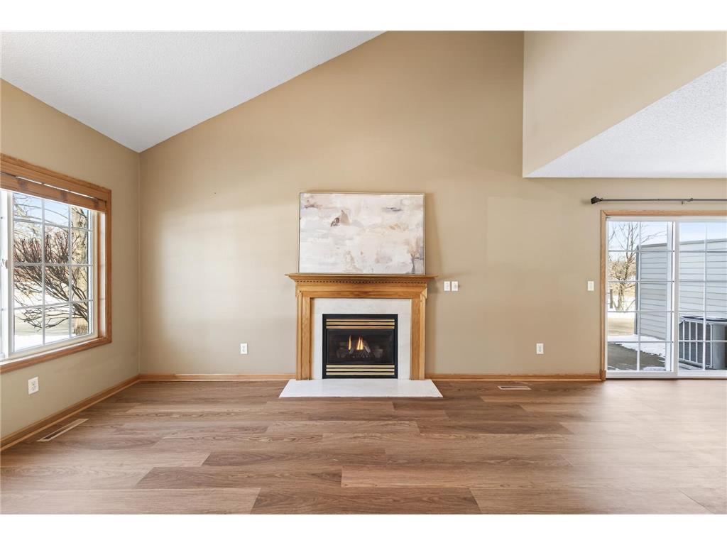 2755 Meadow Brook Drive #F Woodbury MN 55125 7026167 image8