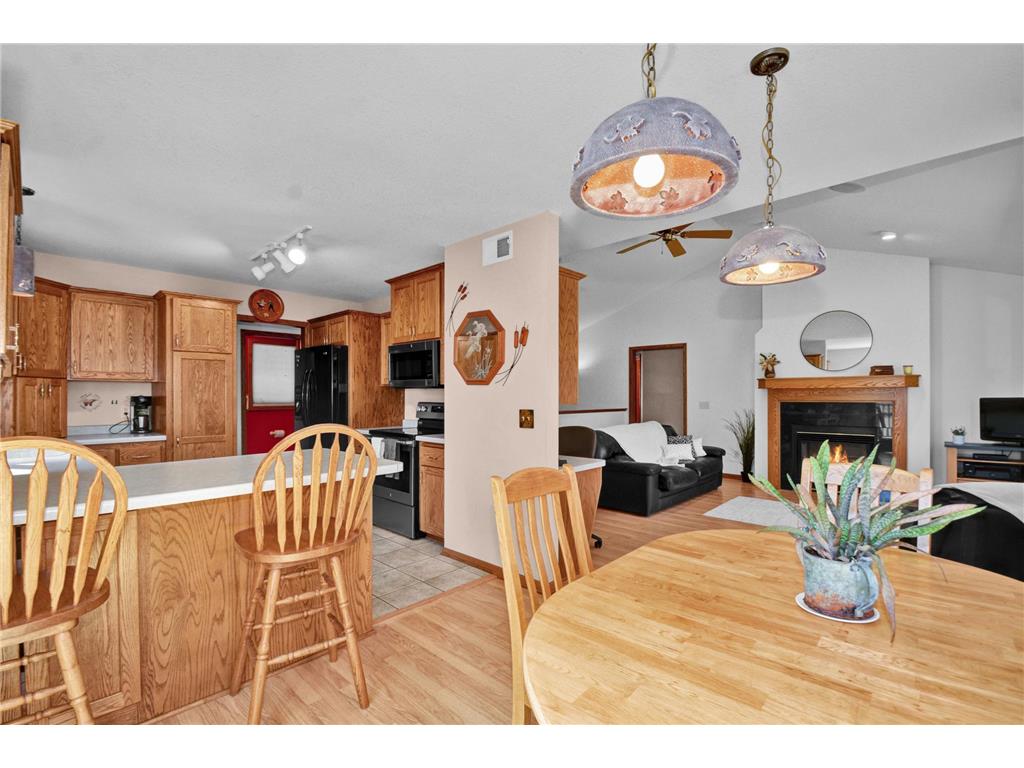 27563 133rd Street NW Zimmerman MN 55398 7060080 image12