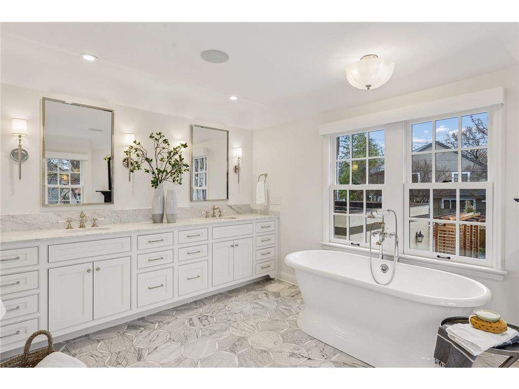 2757 Dean Parkway Minneapolis MN 55416 7023111 image25