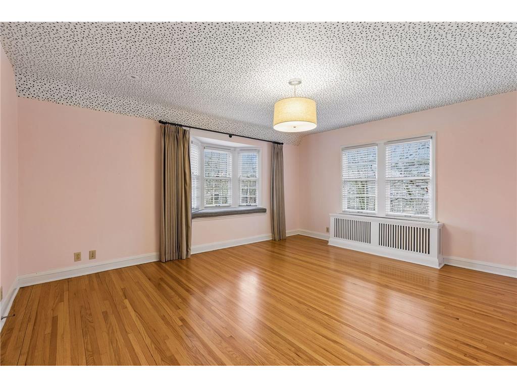 2757 Dean Parkway Minneapolis MN 55416 7023111 image30