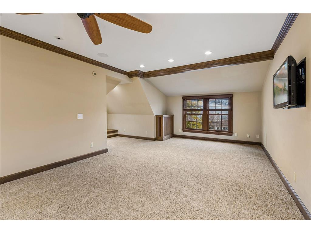 2757 Dean Parkway Minneapolis MN 55416 7023111 image32