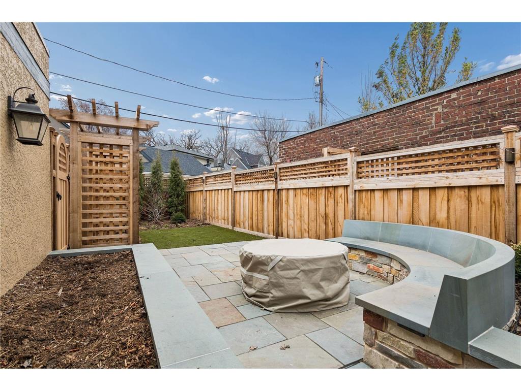 2757 Dean Parkway Minneapolis MN 55416 7023111 image47