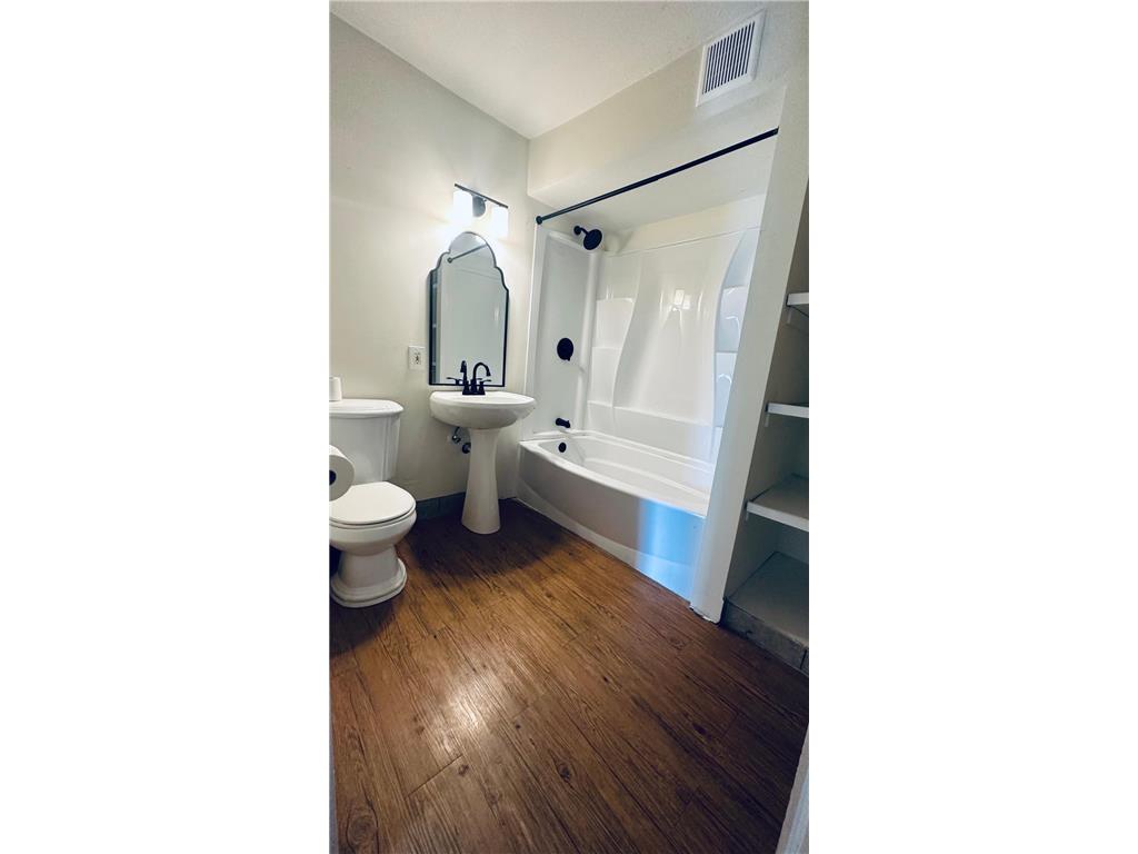 2757 Fremont Avenue S Minneapolis MN 55408 7060719 image37