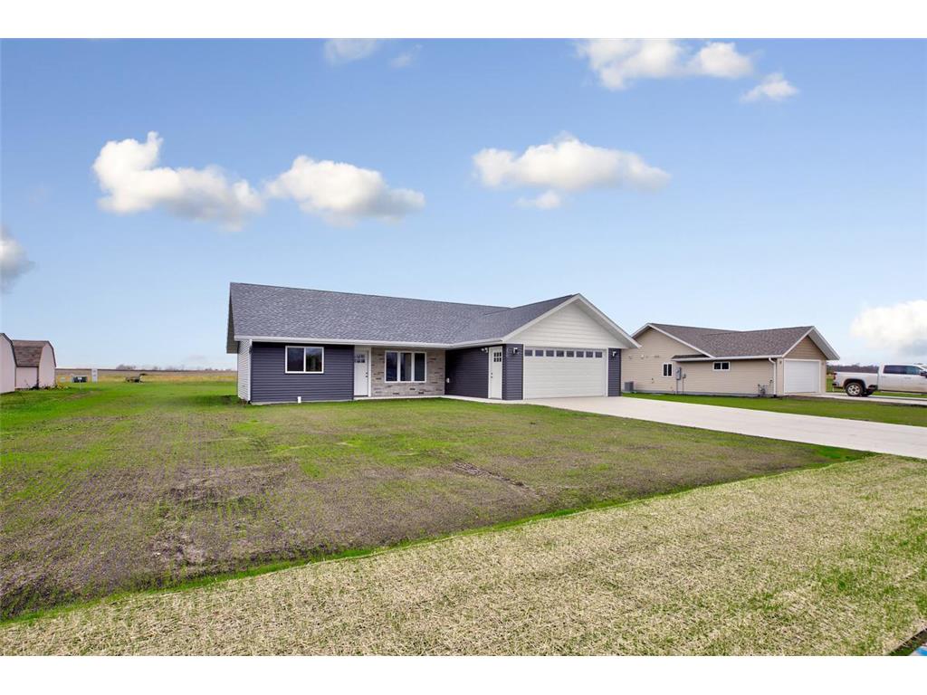 276 N Pond Drive Jackson MN 56143 6396752 image1