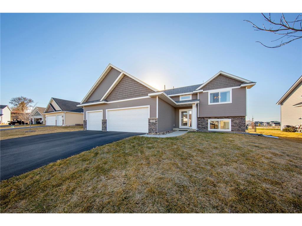 276 Tower Avenue Dundas MN 55019 7034775 image1