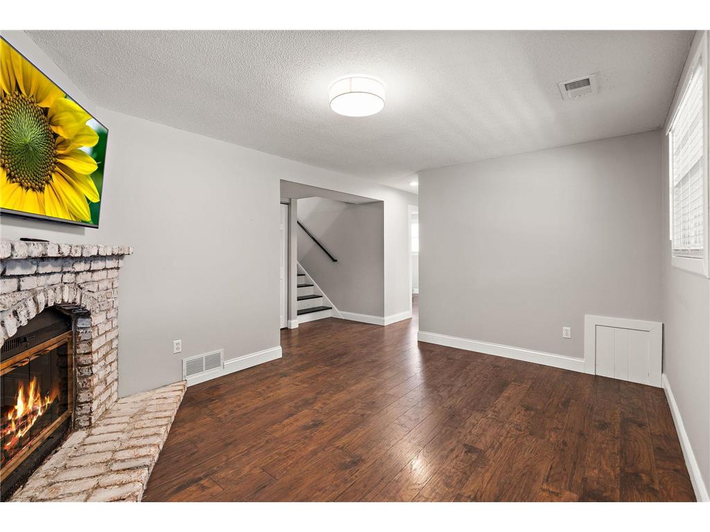 2760 Grove Lane Mound MN 55364 7040028 image22