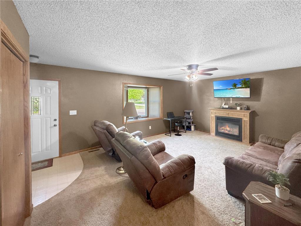 2760 Oak Avenue Slayton MN 56172 7077618 image3