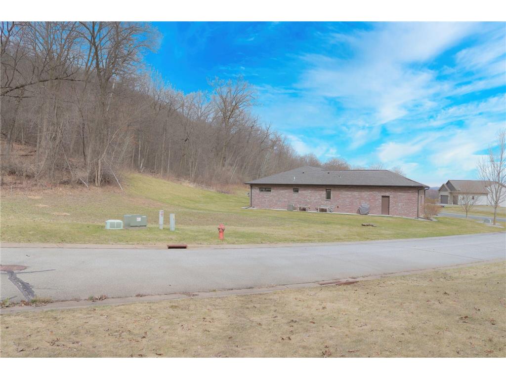 2760 Oakhurst Drive Lake City MN 55041 7048611 image22