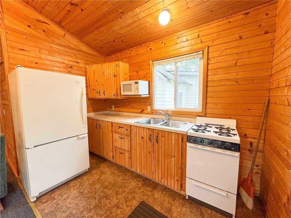 27621 Co Hwy 83 #4 Battle Lake MN 56515 - Deer Lake 6722030 image7