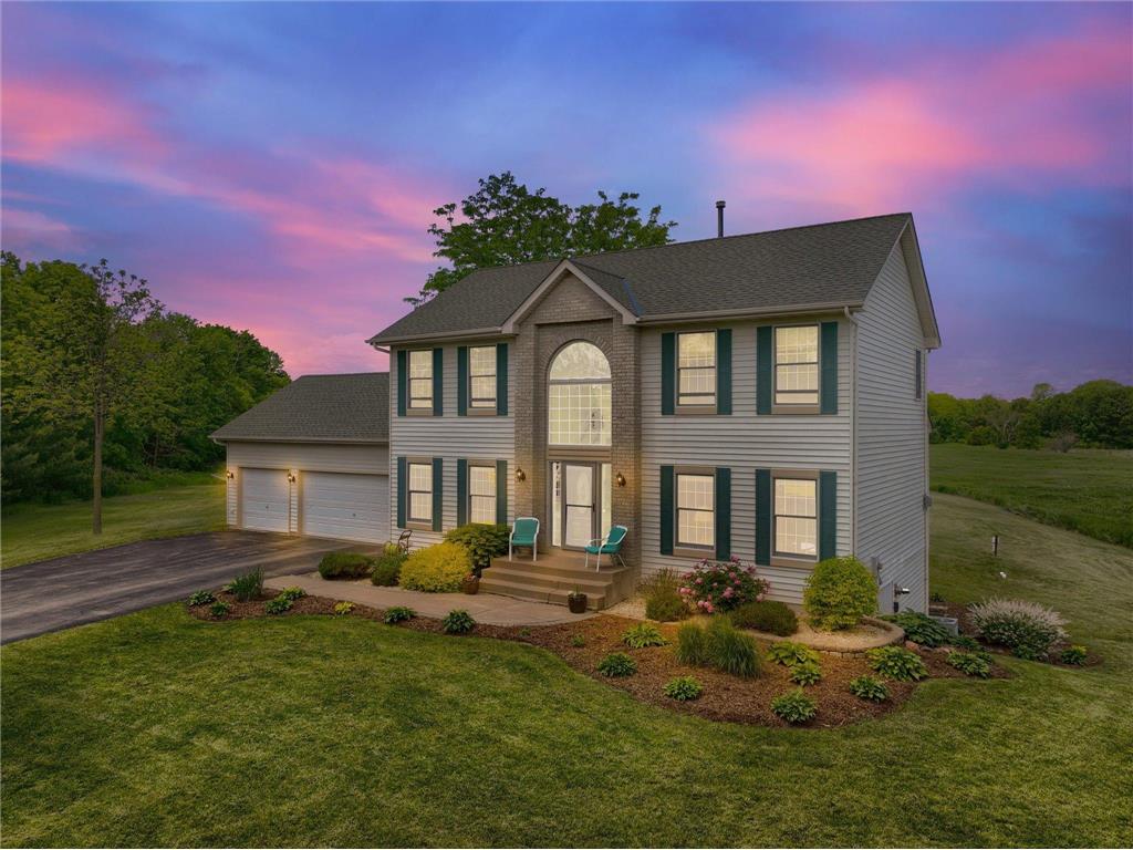 27628 Morgan Avenue Lindstrom MN 55045 - Kroon 6533465 image1