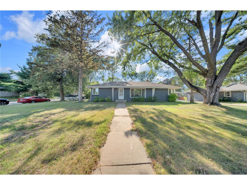 2765 Merrill Street Roseville MN 55113 7115268 image1