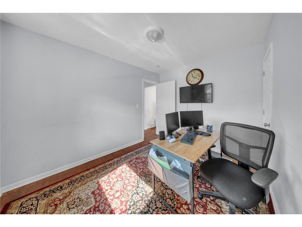 2765 Merrill Street Roseville MN 55113 7115268 image16