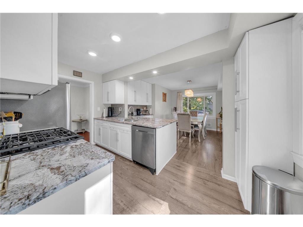 2765 Merrill Street Roseville MN 55113 7115268 image2