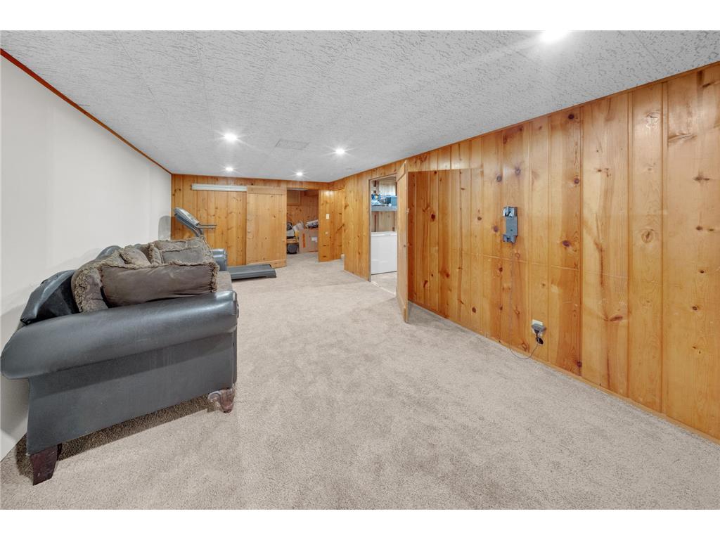 2765 Merrill Street Roseville MN 55113 7115268 image23