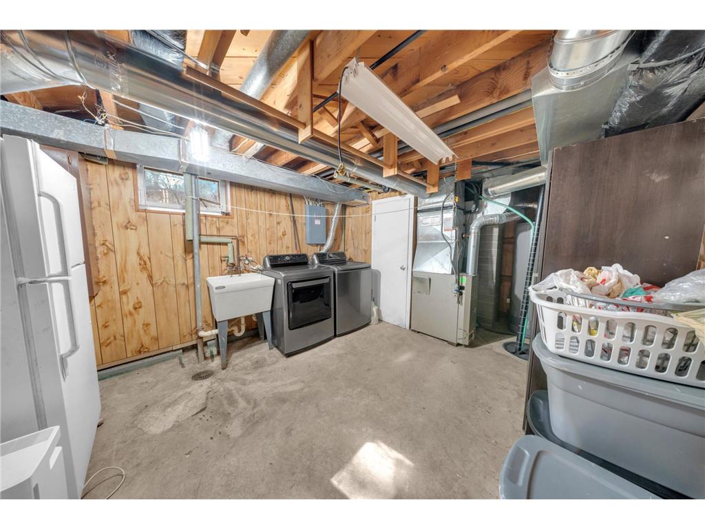 2765 Merrill Street Roseville MN 55113 7115268 image25