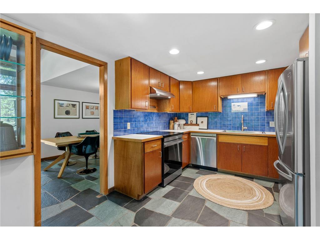 27665 Island View Road Shorewood MN 55331 - Lake Minnetonka 7087450 image32