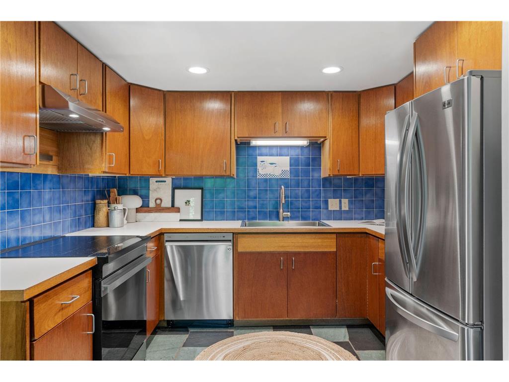 27665 Island View Road Shorewood MN 55331 - Lake Minnetonka 7087450 image33