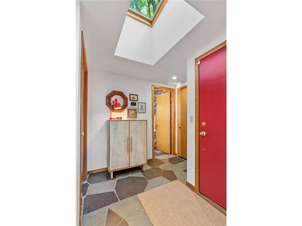 27665 Island View Road Shorewood MN 55331 - Lake Minnetonka 7087450 image44