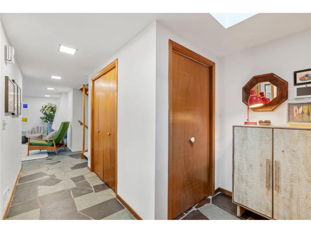 27665 Island View Road Shorewood MN 55331 - Lake Minnetonka 7087450 image6
