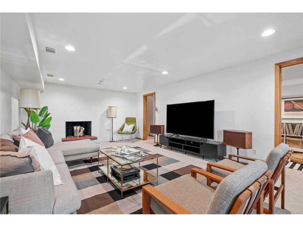 27665 Island View Road Shorewood MN 55331 - Lake Minnetonka 7087450 image85