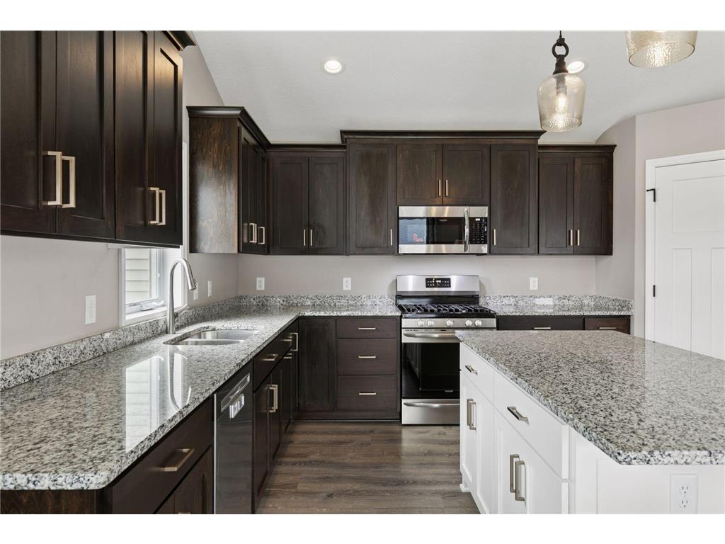 27671 Oxford Lane Elko New Market MN 55020 7001447 image3