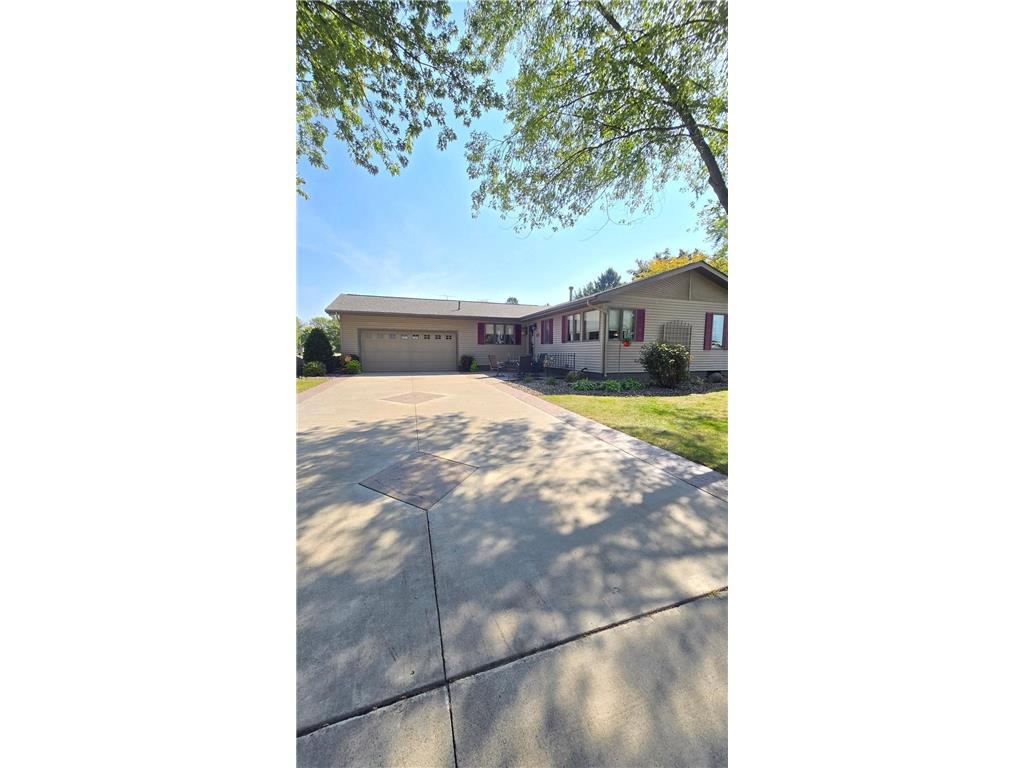 277 3rd Street SW Blooming Prairie MN 55917 6788353 image1
