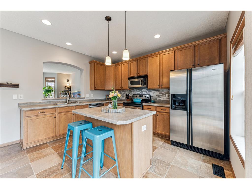 2773 Arona Street, Roseville, MN, 55113 MLS 6516278 Edina Realty