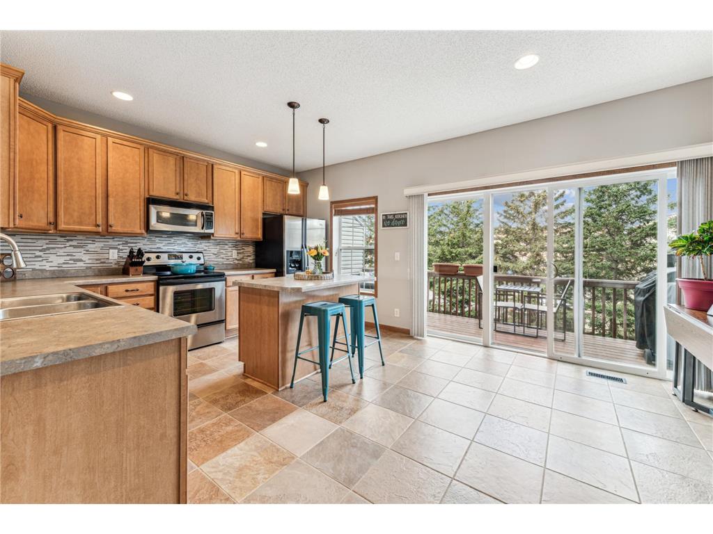 2773 Arona Street, Roseville, MN, 55113 MLS 6516278 Edina Realty