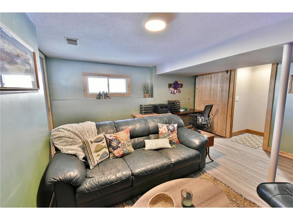 2773 Highway 65 Peace Twp MN 55051 - Knife 7011026 image21