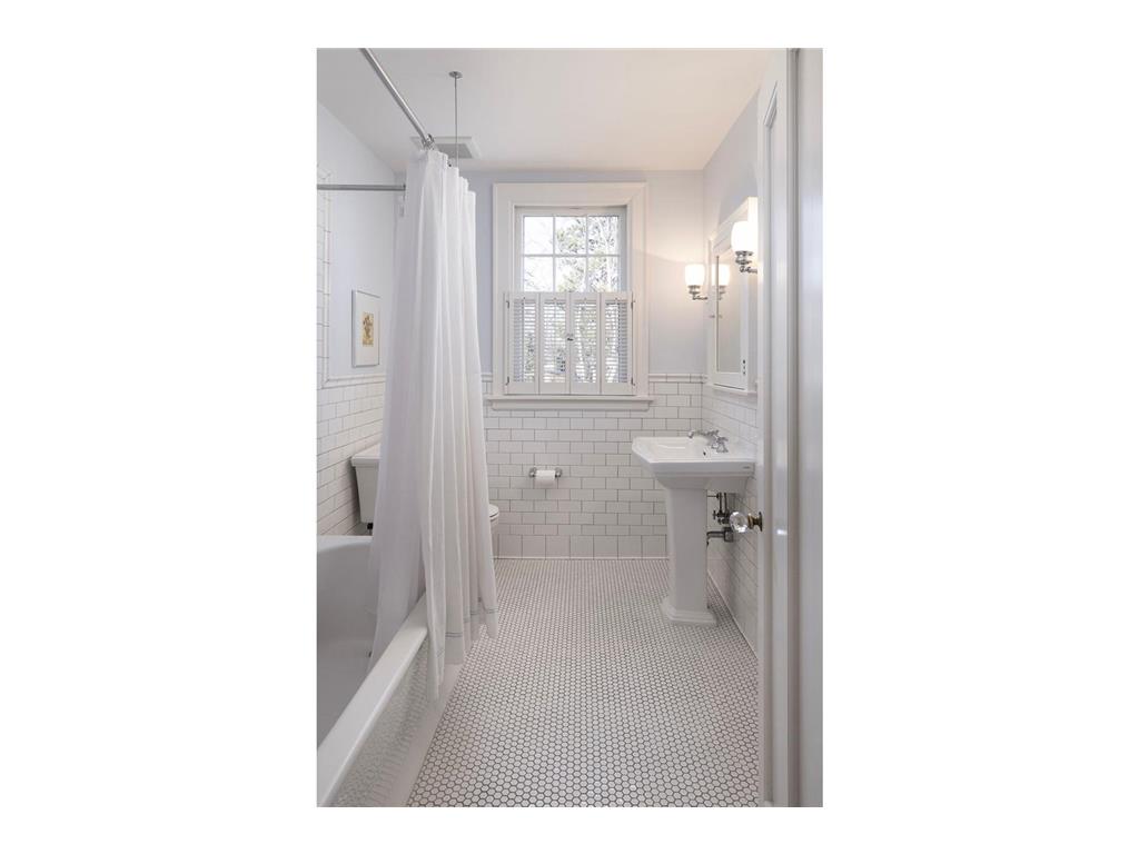 2774 W Lake Of The Isles Parkway Minneapolis MN 55416 - Lake of the Isles 6798267 image32