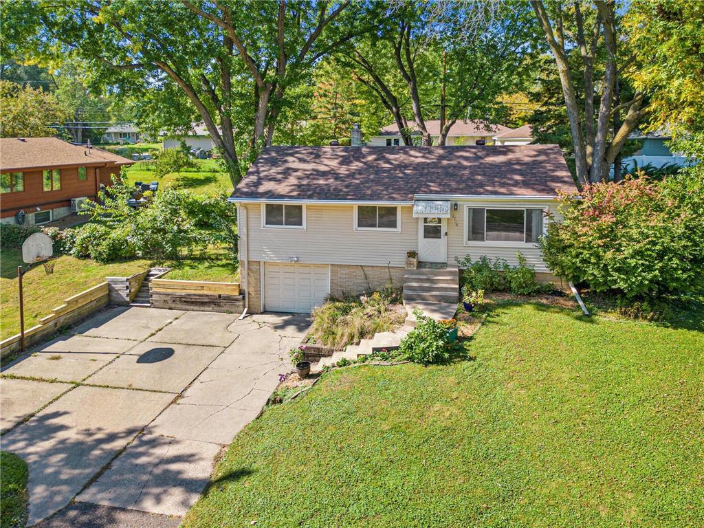 2775 Fernwood Street Roseville MN 55113 6797804 image1