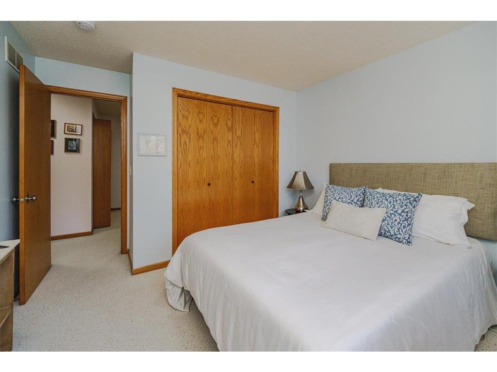 2775 W Ranchview Lane N #4 Plymouth MN 55447 7087434 image20