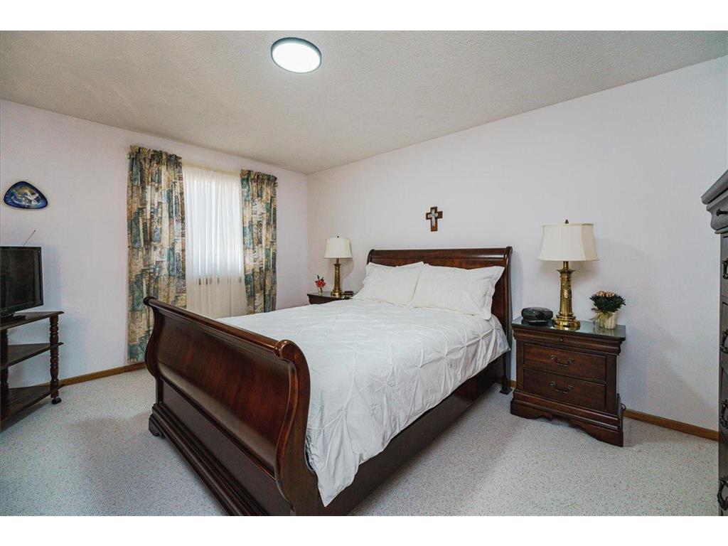 2775 W Ranchview Lane N #4 Plymouth MN 55447 7087434 image22