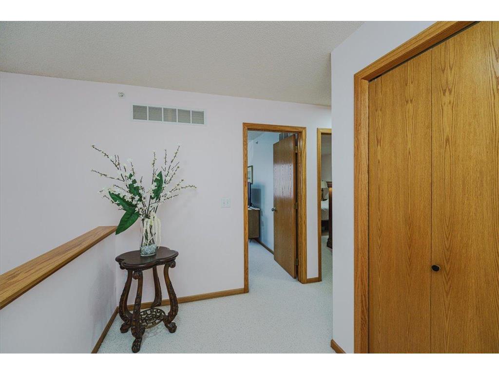 2775 W Ranchview Lane N #4 Plymouth MN 55447 7087434 image25