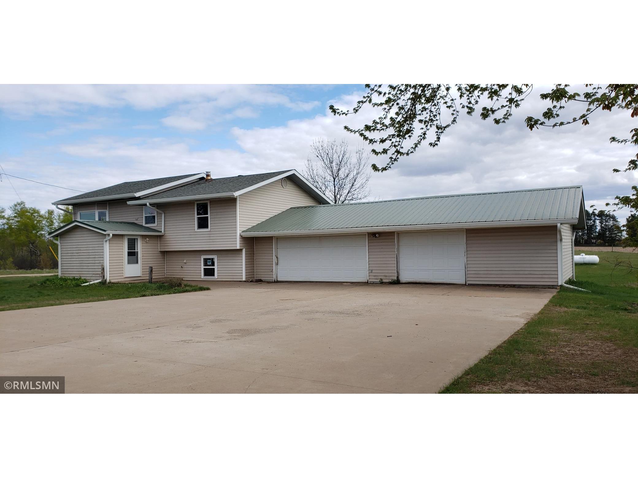 2776 397th Avenue NE, Stanchfield, MN 55080 MLS 5753021 Edina Realty