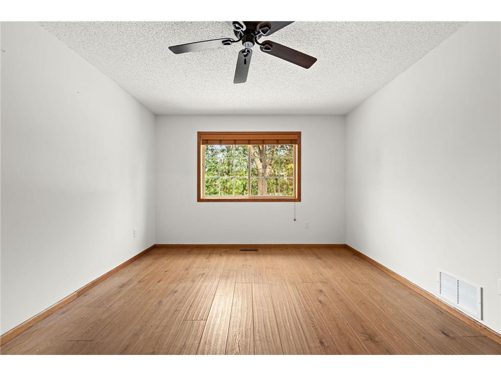 27765 Woodland Drive Chisago City MN 55013 - Green 7019121 image16