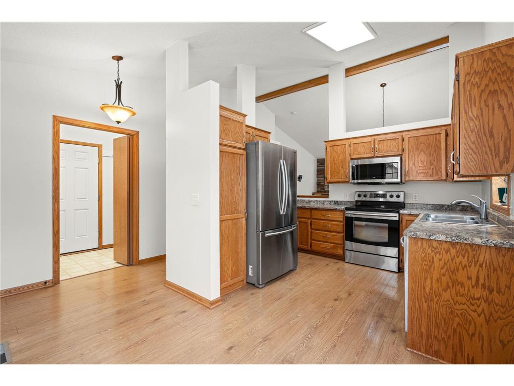 27765 Woodland Drive Chisago City MN 55013 - Green 7019121 image2