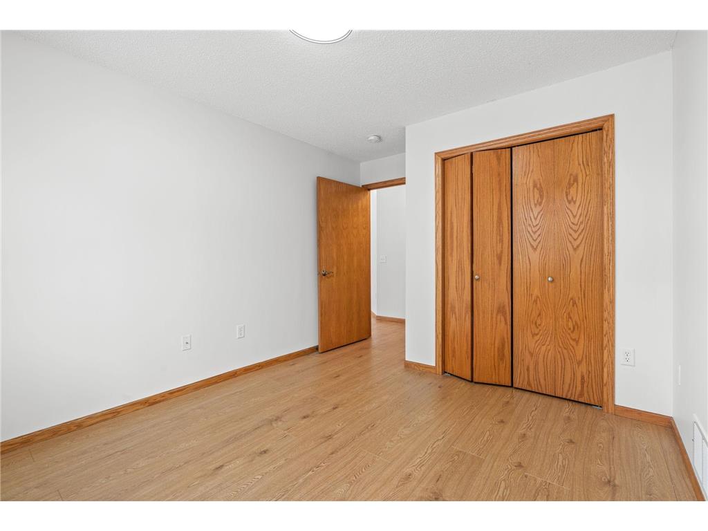 27765 Woodland Drive Chisago City MN 55013 - Green 7019121 image21