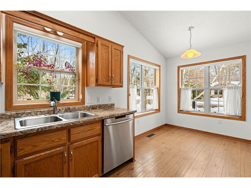 27765 Woodland Drive Chisago City MN 55013 - Green 7019121 image4