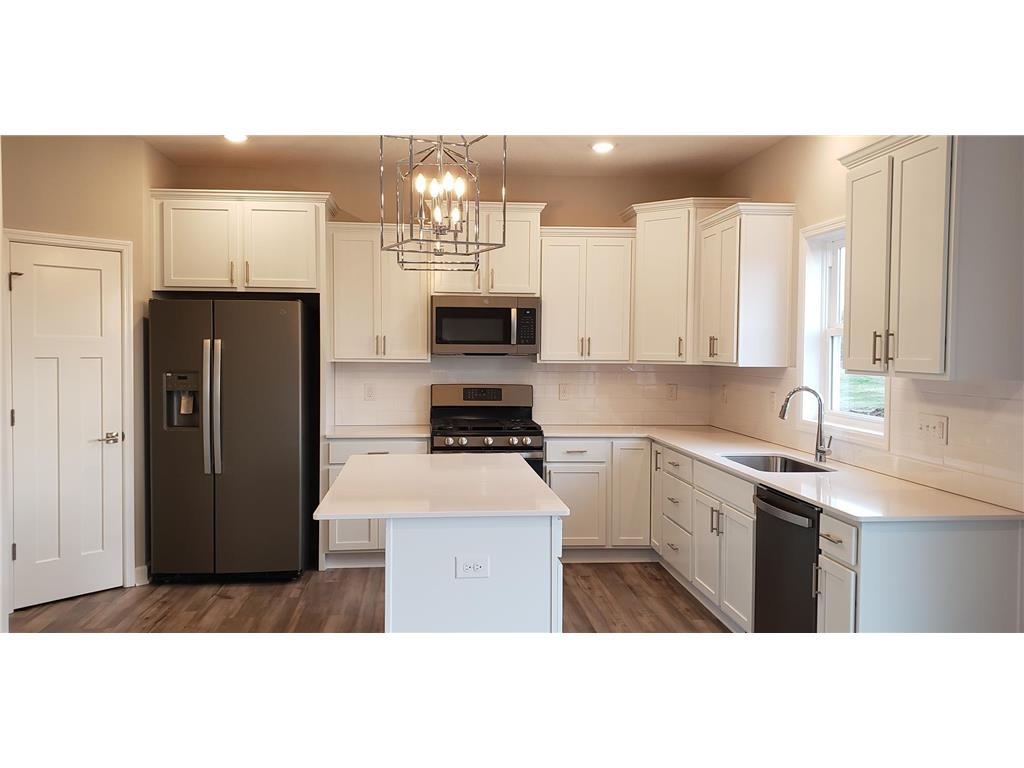 2777 Downing Avenue Shakopee MN 55379 6345793 image1