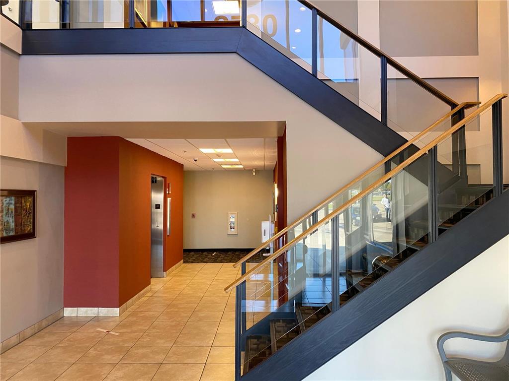 2780 Snelling Avenue N #204 Roseville MN 55113 6785721 image10