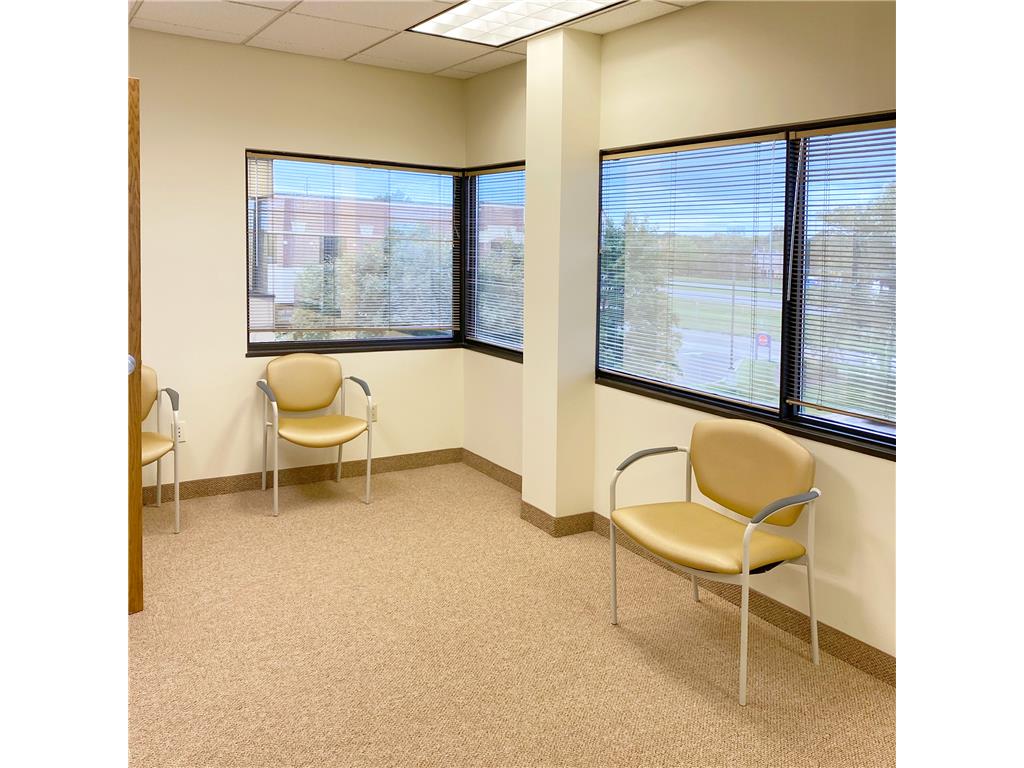 2780 Snelling Avenue N #204 Roseville MN 55113 6785721 image17