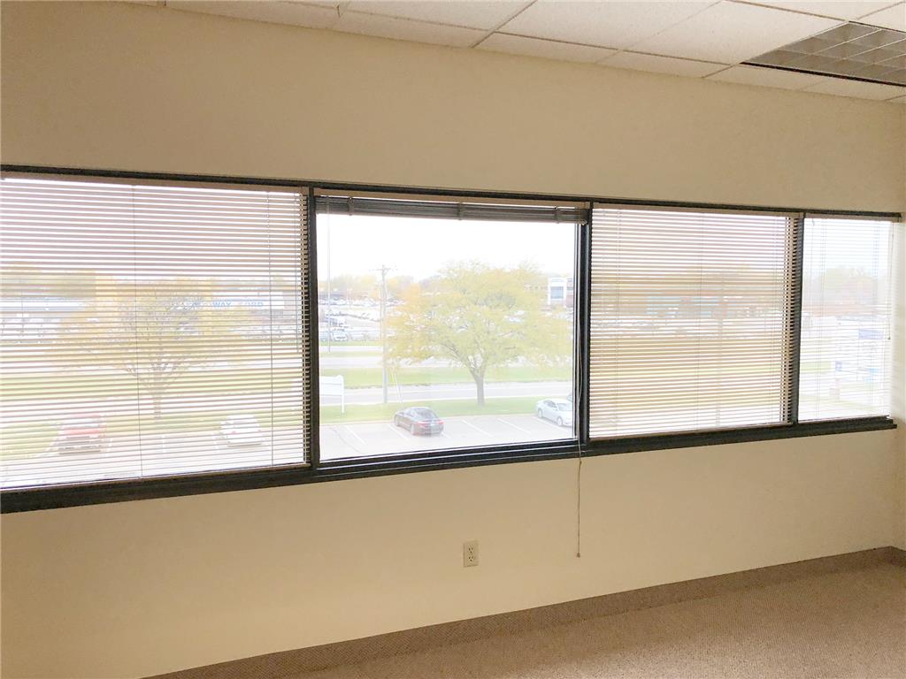 2780 Snelling Avenue N #204 Roseville MN 55113 6785721 image18
