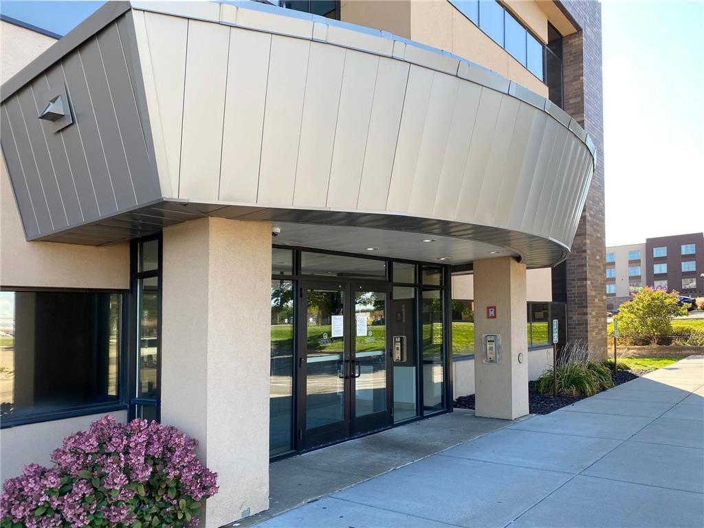 2780 Snelling Avenue N #204 Roseville MN 55113 6785721 image3